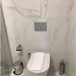Hotel Karikatuer Bi 4*