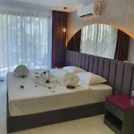 Karikatuer Bi 4* Alanya
