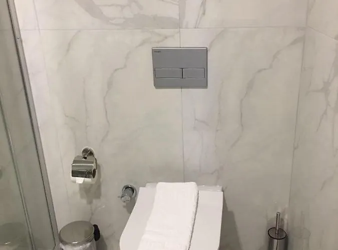 Karikatuer Bi Hotell Alanya