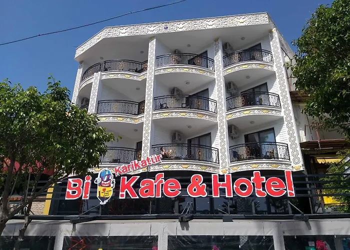 Karikatuer Bi Hotell 4*