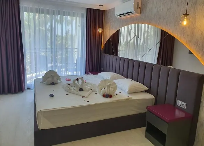 Karikatuer Bi 4* Alanya
