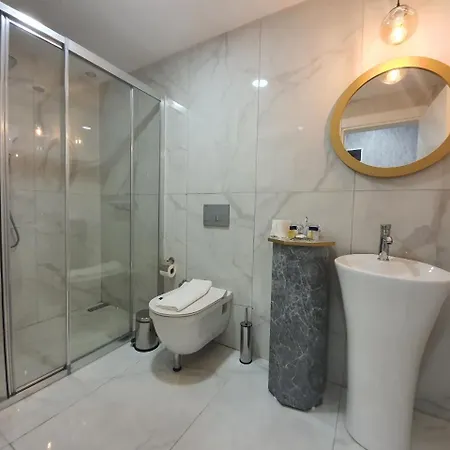 Karikatuer Bi Hotel 4*