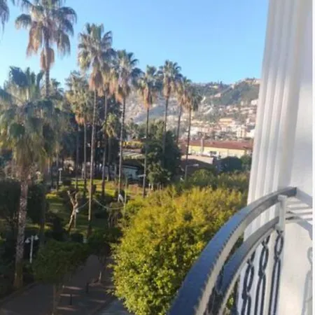 Karikatuer Bi Hotel Alanya